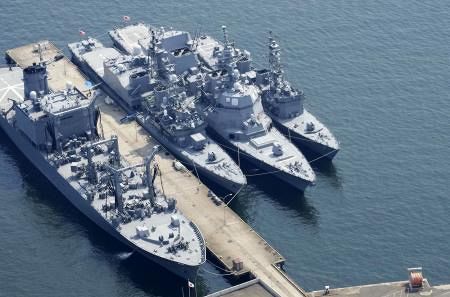 【東京新聞】 チャイナ領海への誤侵入、艦長更迭　海自艦、位置把握せず